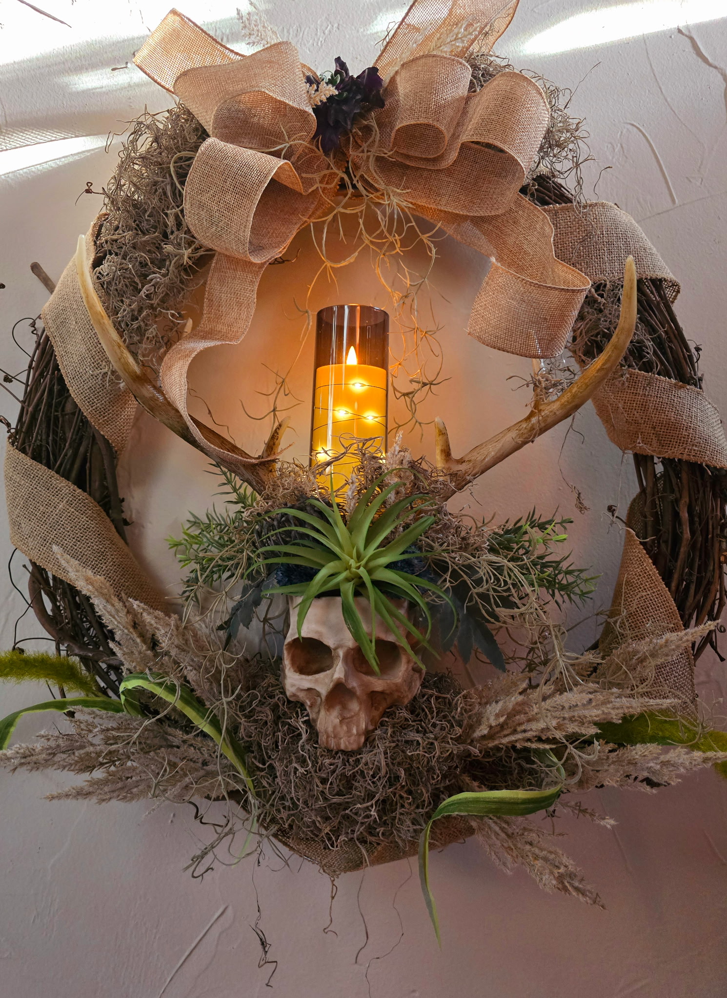 Skull Wreath — Decor